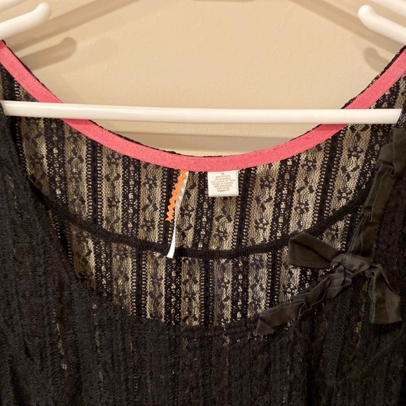 Ric Rac Lace Top - Picture 2 of 6